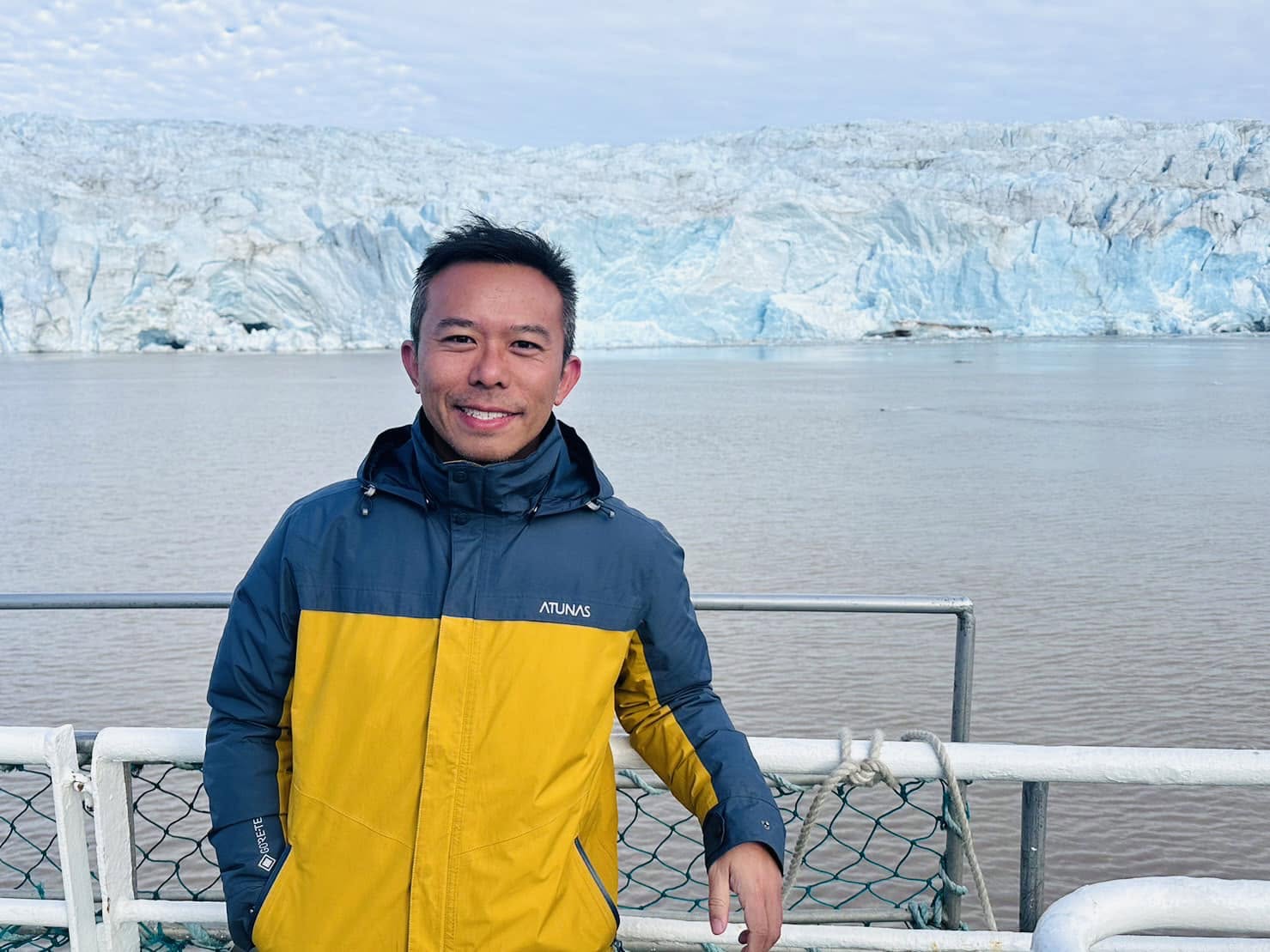 彭光偉於北極圈的 Svalbard 島採訪時，經歷驚人體驗
